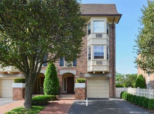 207-23 Melissa Ct #215-M, Bayside, NY 11360