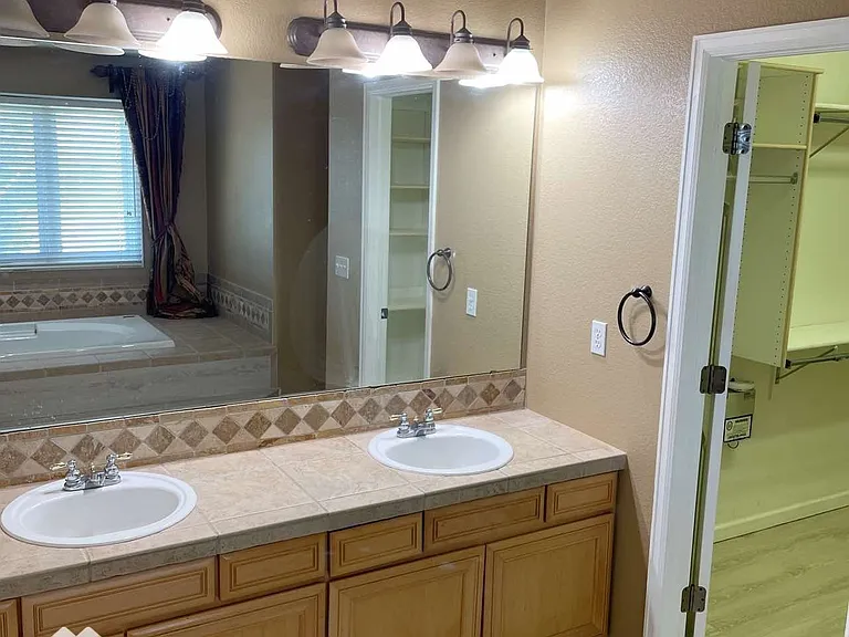 14083 E Fair Ave — Photo 12