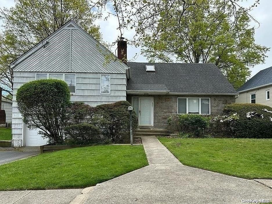 1st image of 941 Carol Avenue