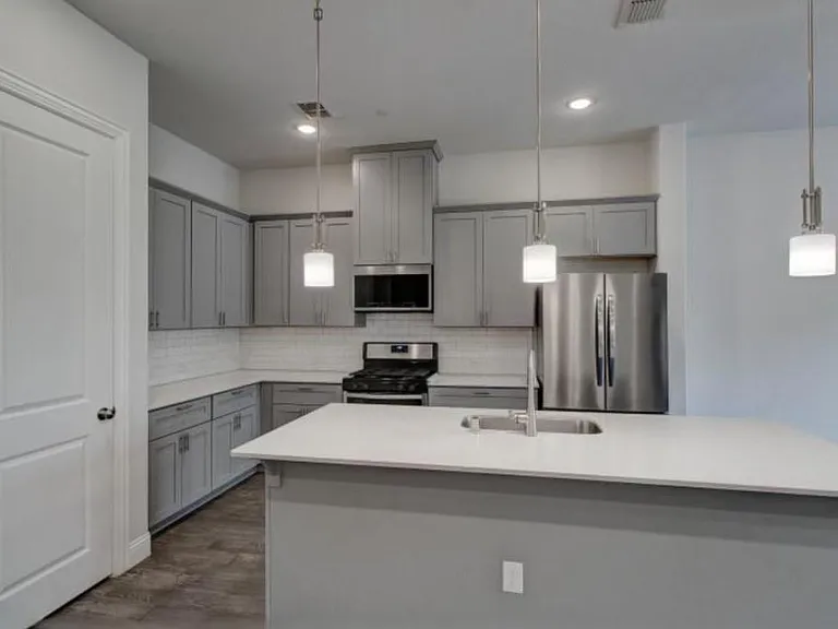 1564 Windermere Way — Photo 5