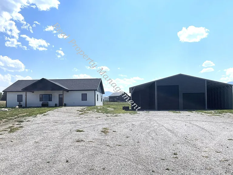 25 S 51 Ranch Dr — Photo 1