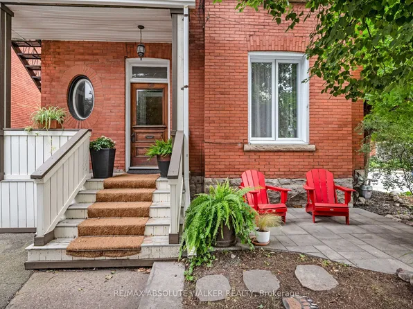 120 Strathcona Ave S, Ottawa, ON K1S 1X6