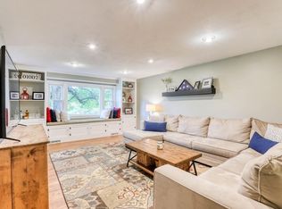 759 S East St, Amherst, MA 01002
