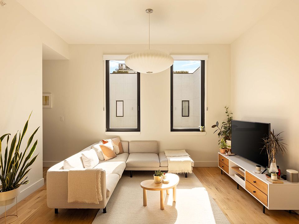 1st image of 10 Quincy St APT 4C
