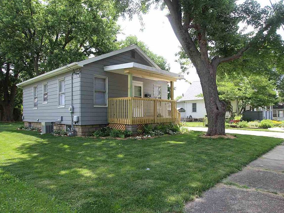 1st image of 3904 N Columbus Ave