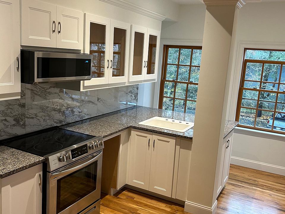 2 Hollyhock Rd Wilton, CT Zillow