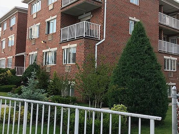 3rd image of 2629 E 23rd St #2L