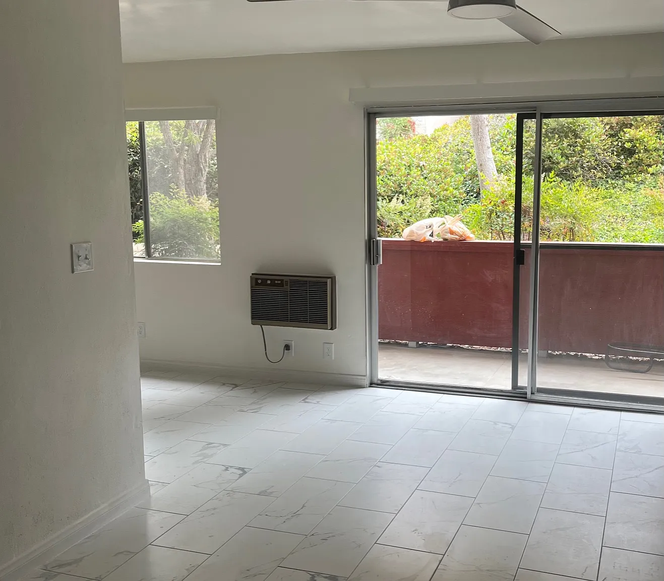 1 bed, 650 sqft, $2,100 — Photo 1