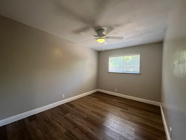 2 Carson St #C — Photo 8