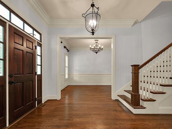 4th image of 1316 Jewell Ave