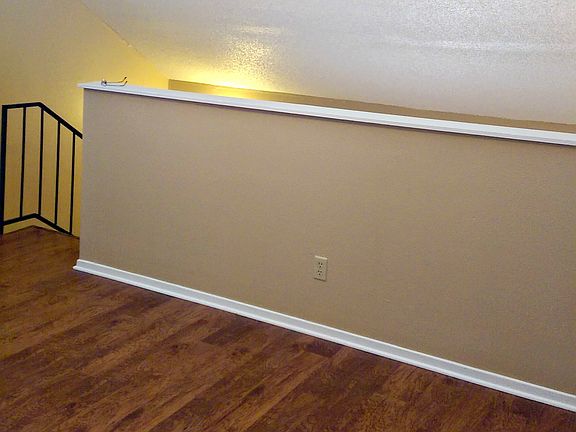5th image of 1221 Barton Hills Dr APT 221
