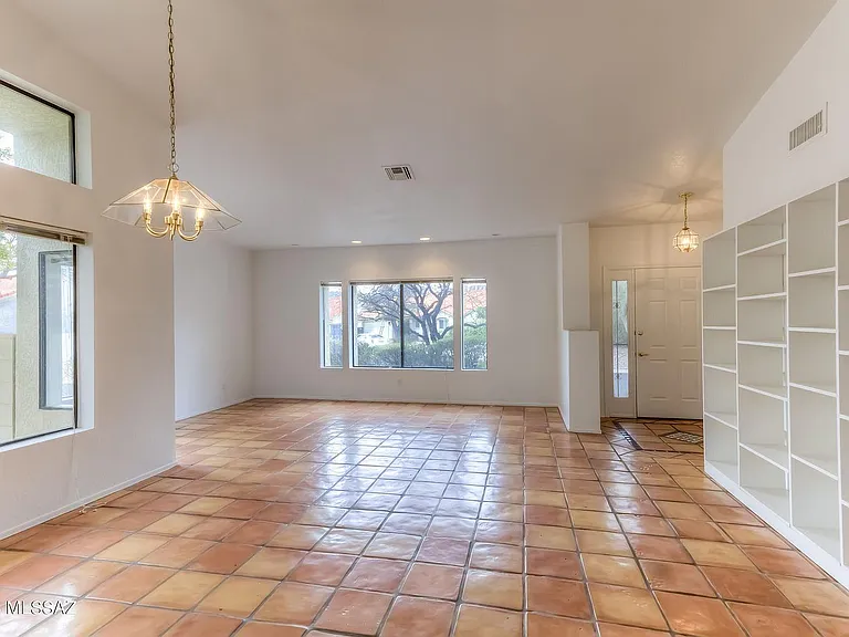 7690 E Dayview Cir — Photo 4