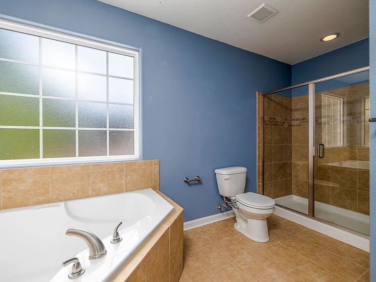 7713 Cortlandt Pl — Photo 29
