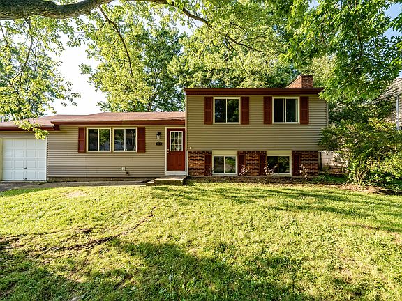 2nd image of 814 Nordhoff Farm Dr