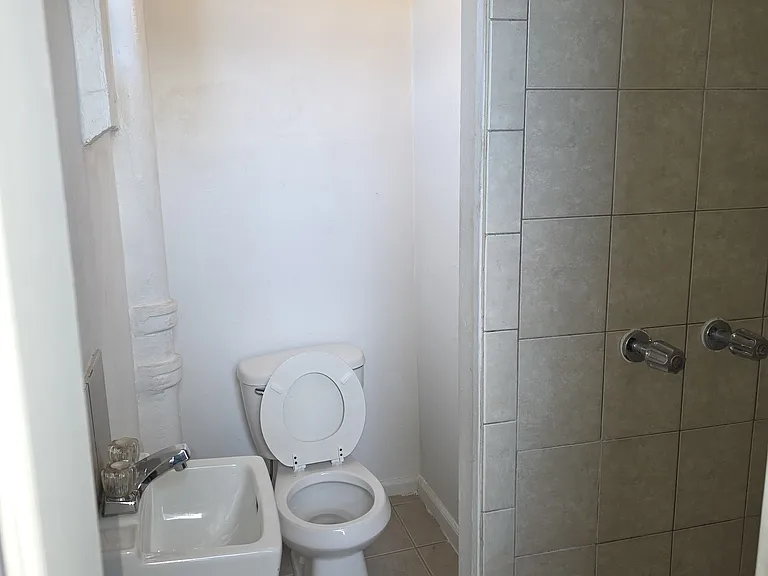10 N Bond St #3I — Photo 2