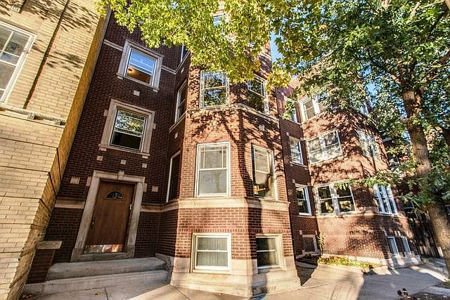1st image of 1434 W Thorndale Ave APT 2