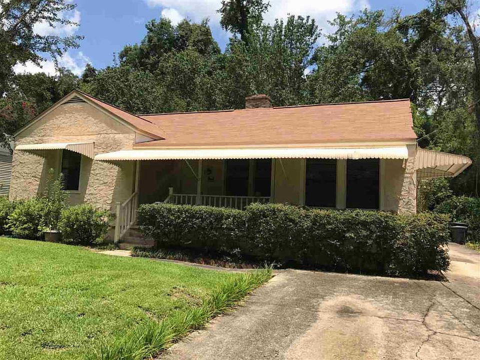 1st image of 840 N Forest Dr