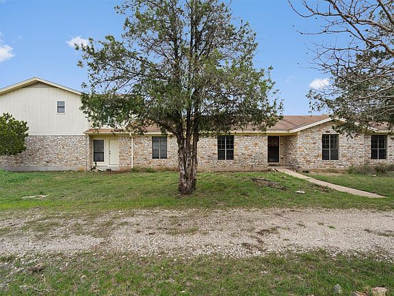 4th image of 422 Patricia Rd