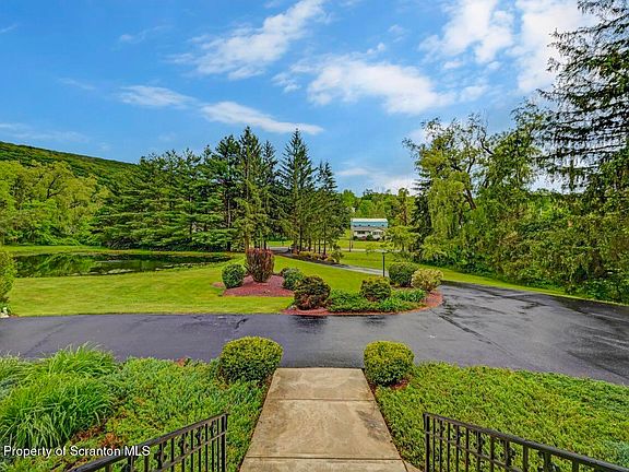 4th image of 788 Lakeland Dr