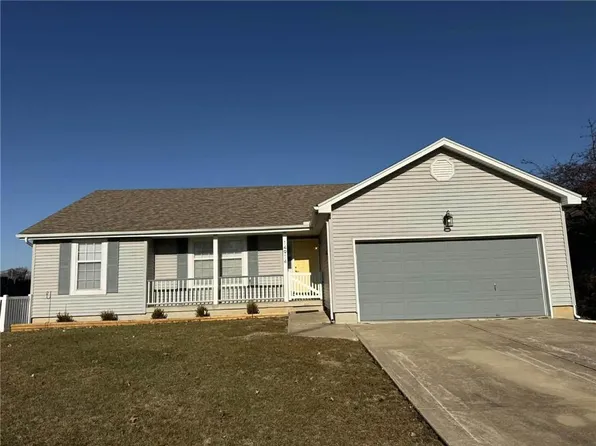 14914 E 48th Ter, Kansas City, MO 64136