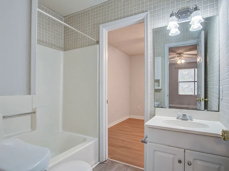 6280 Lucille Dr — Photo 16