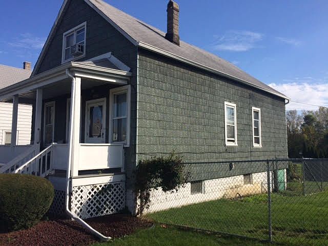 2nd image of 232 E 25th St