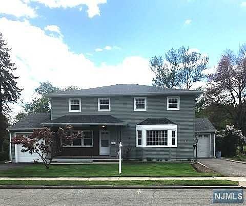 1st image of 9 Glen Ct