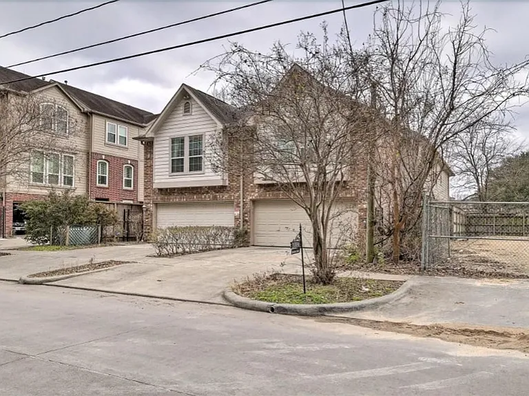 1006 Rochow St #A — Photo 28