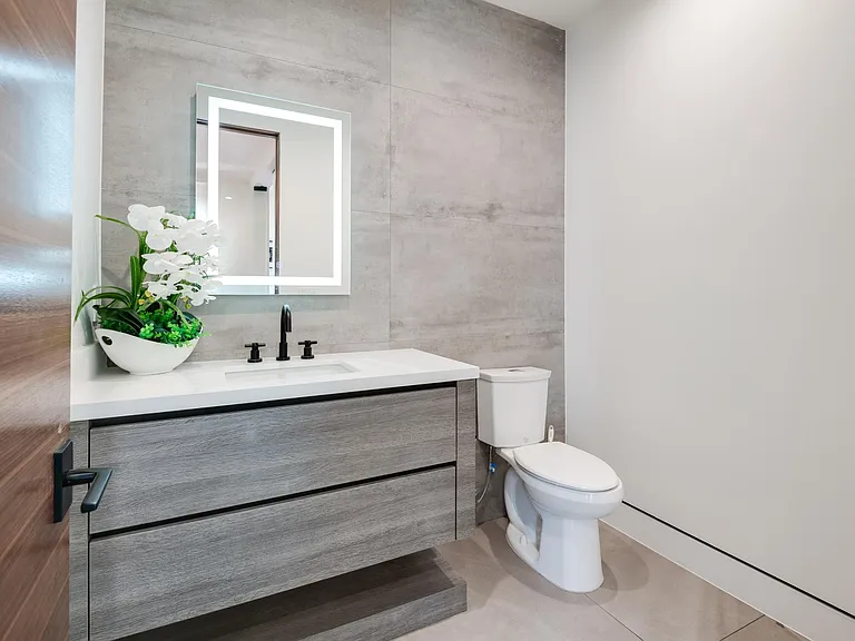 23262 Gonzales Dr — Photo 33