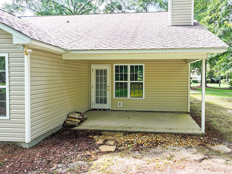 119 Celeste Ct — Photo 29
