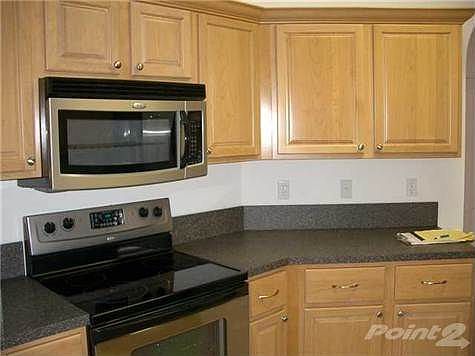 2nd image of 775 Pipers Cay Dr