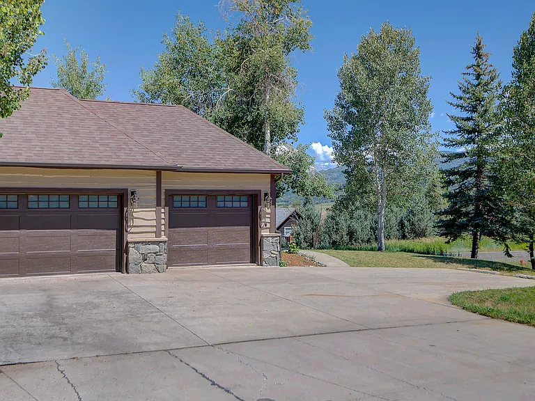 2 extra parking spots in driveway