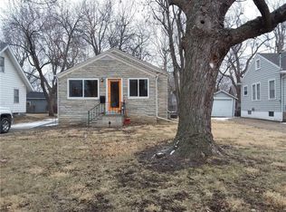 2525 44th St, Des Moines, IA 50310