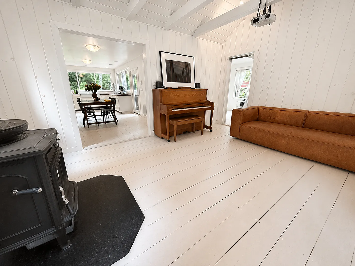 2 bed, 1400 sqft, $4,500 — Photo 4