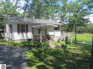 2775 Island Lake Dr, National City, MI 48748