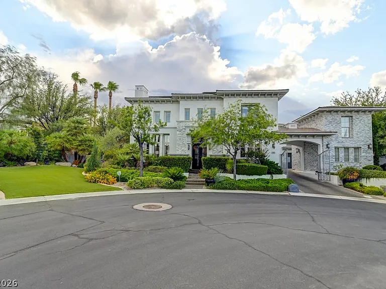 10212 Stone Briar Ct — Photo 2