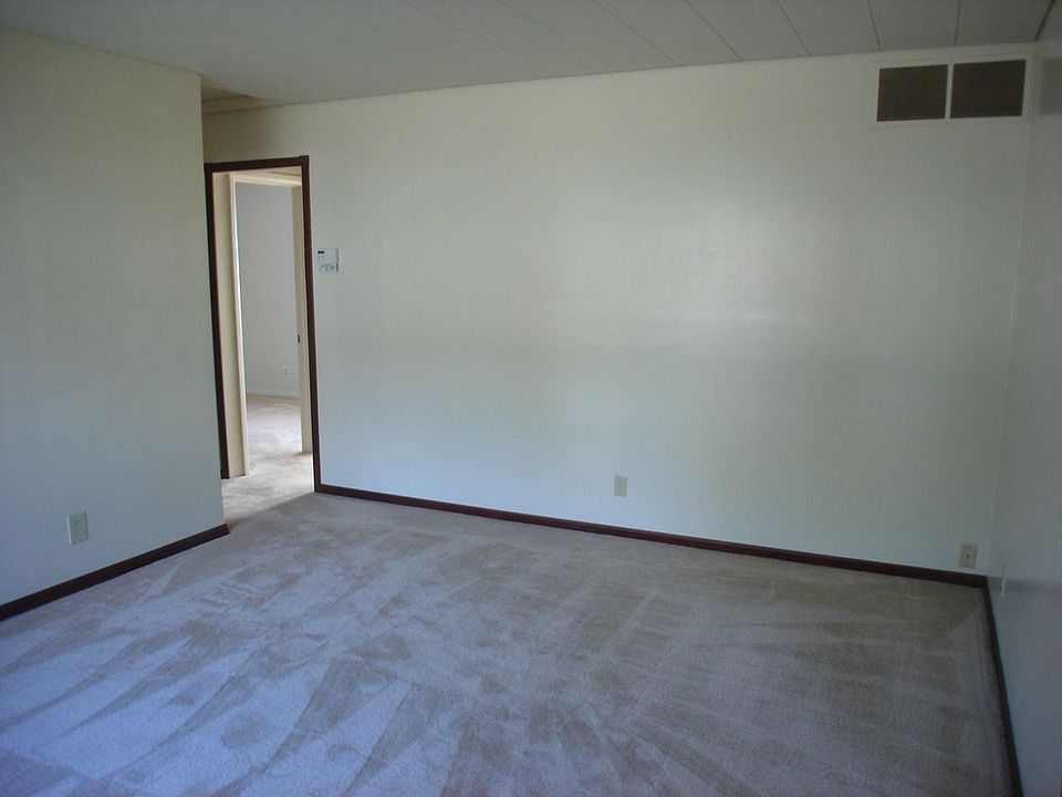 1st image of 419 Oakdale Ave
