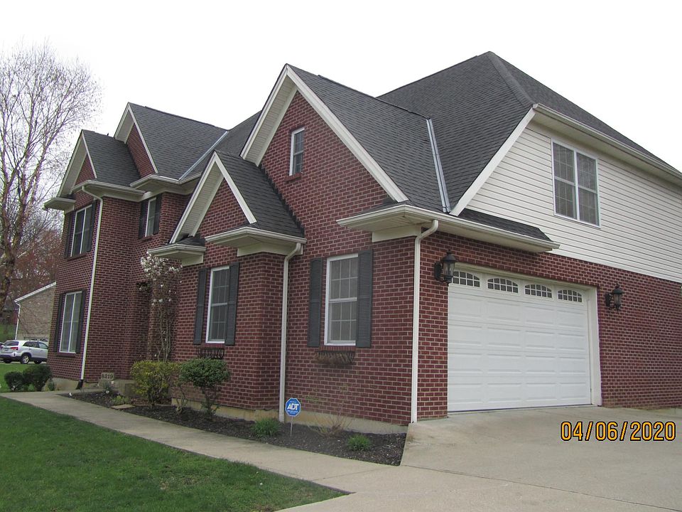 1st image of 8219 N Dilcrest Cir