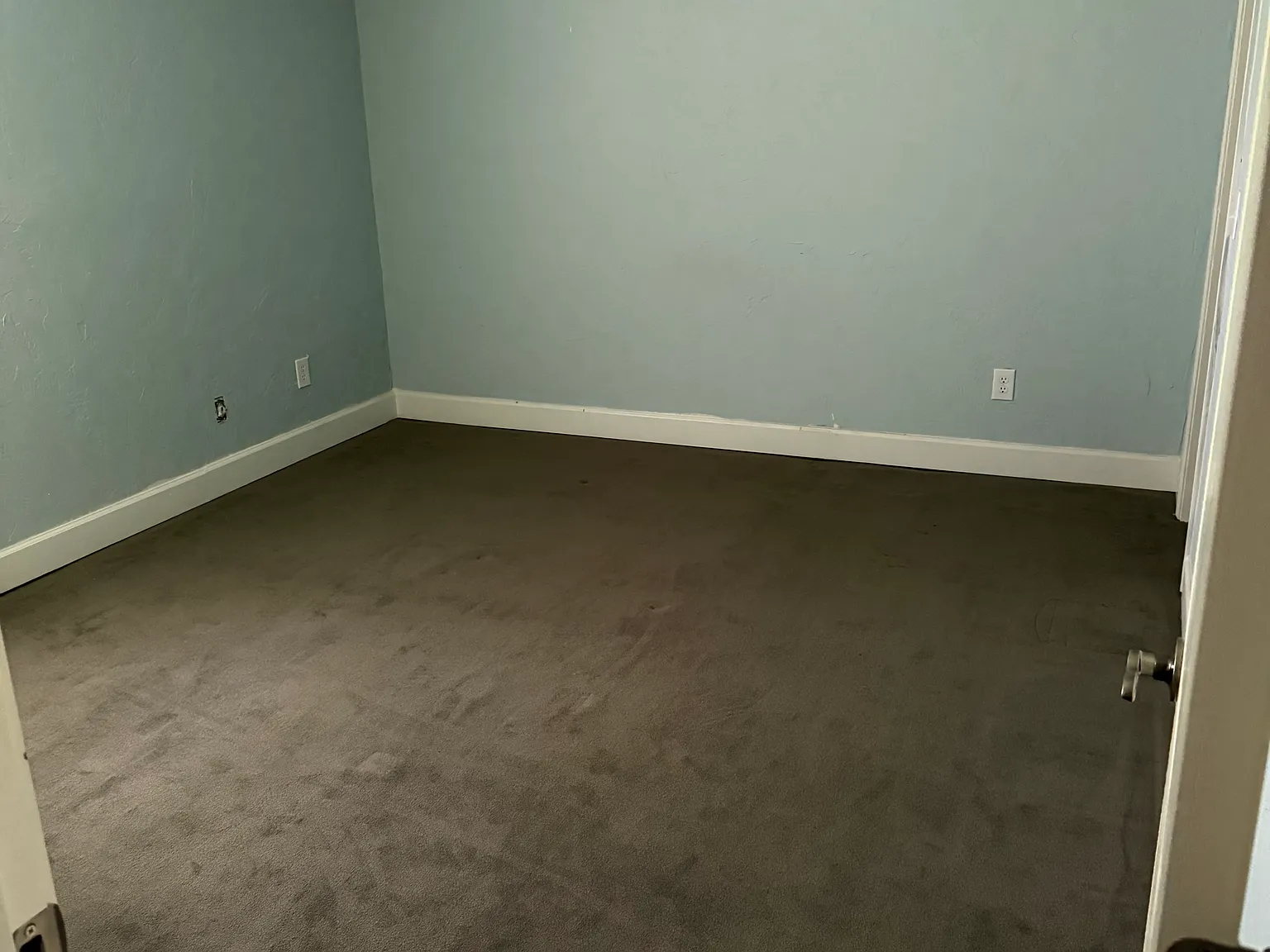 1 bed, 740 sqft, $875 — Photo 4