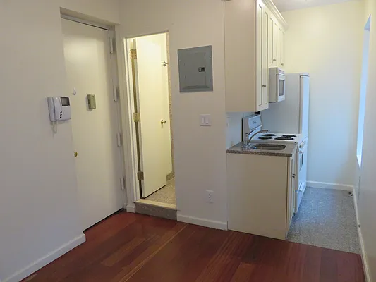 Rented by Majesty Management | media 49