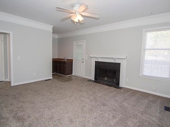 5th image of 203 Sparkleberry Ln