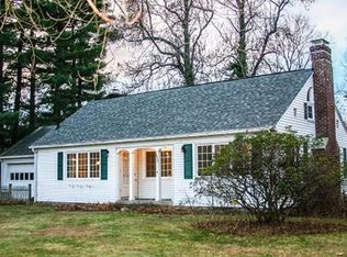 1052 Parker St, Springfield, MA 01129