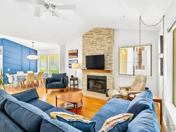 74 Fountain Grove Circle, Napa, CA 94558