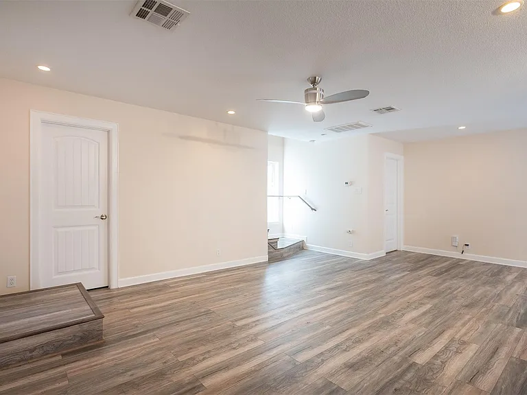 1514 Betty Jo Dr #B — Photo 17