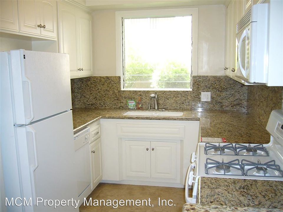 1st image of 308 S Rexford Dr APT 5