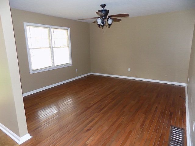 245 Regent Cir, Inglewood, CA 90301 - See Est. Value