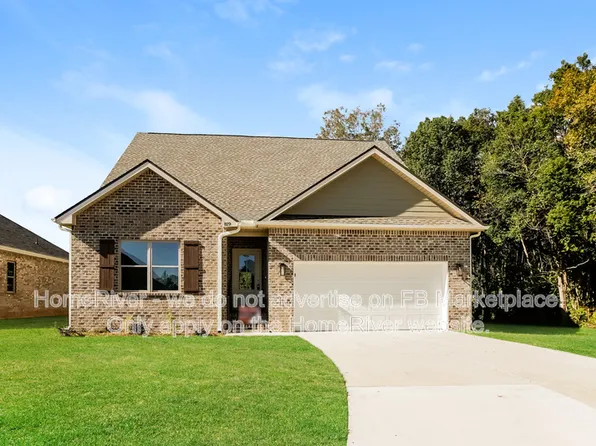 819 Temple St, Foley, AL 36535