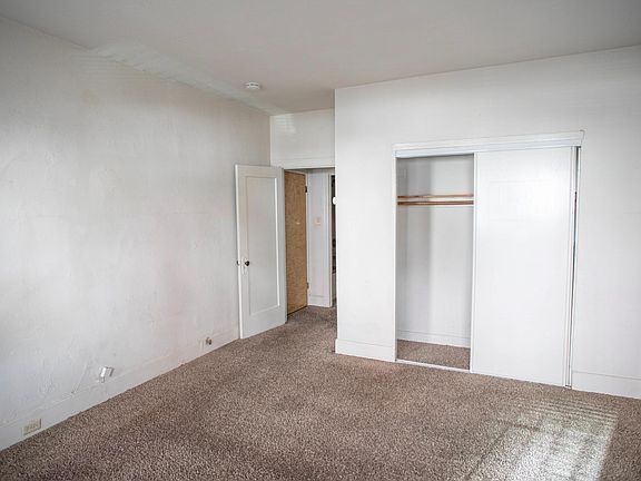2nd image of 745 E 11th St APT 2