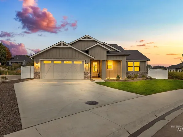 468 W Millstone St, Middleton, ID 83644