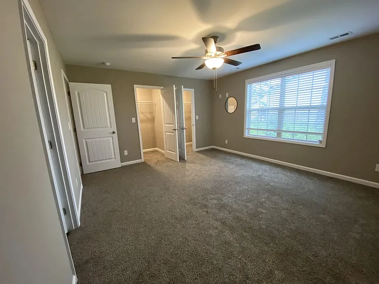 135 Country Ln — Photo 21